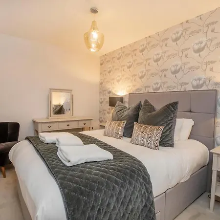 8 Blue Bridge- Elegant And Luxurious 1 Bedroom Apt- Free Parking Daire *